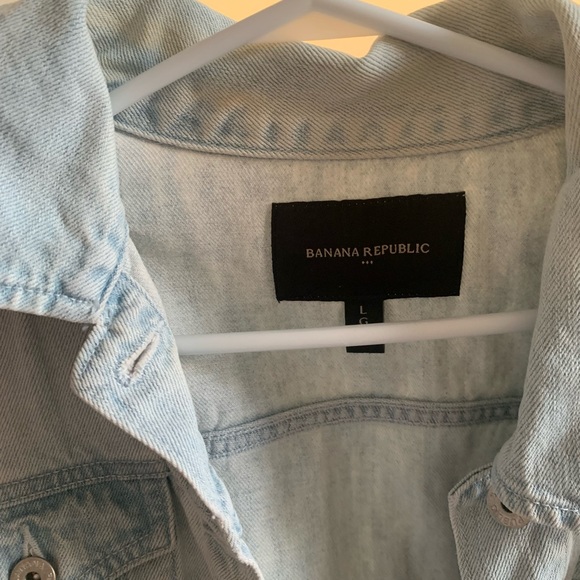 Banana republic jean jacket - Picture 2 of 3